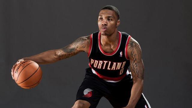 杜兰特彻底怒了！火箭队做法让人心寒，还不如继续留在太阳队冲冠