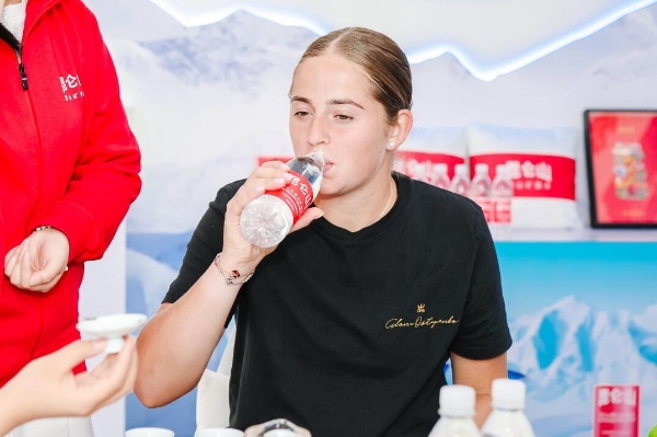 在逆境中重 在逆境中重