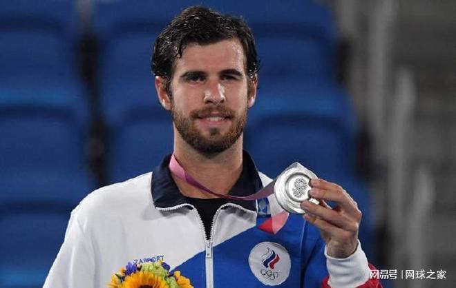 事的一匹 事的一匹