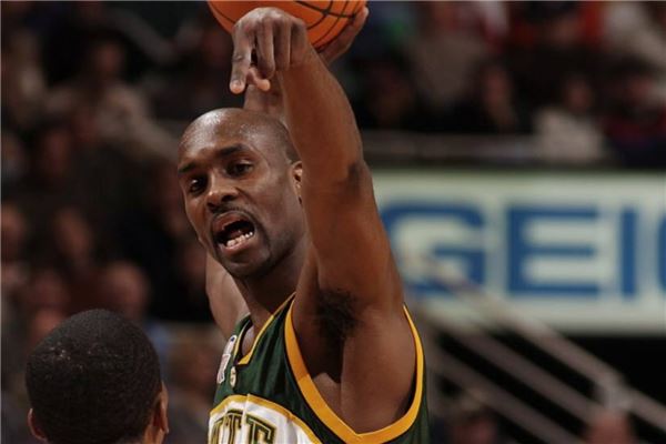 被迅速抬高 被迅速抬高